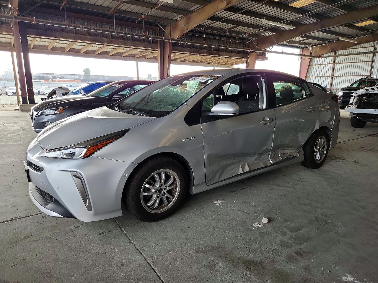 Photo of the 2021 TOYOTA PRIUS LE AWD-E