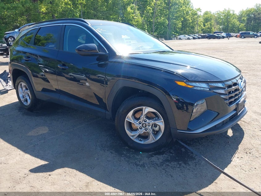 Photo of the 2024 HYUNDAI TUCSON SEL