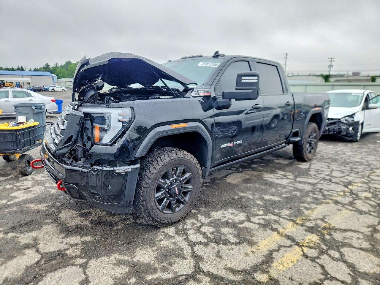 Photo of the 2025 GMC SIERRA K2500 AT4