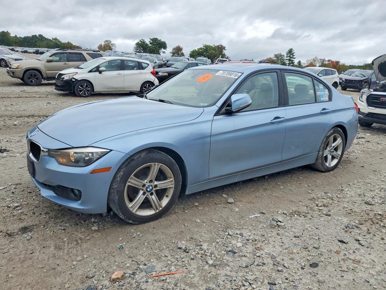 Photo of the 2013 BMW 320 I XDRIVE
