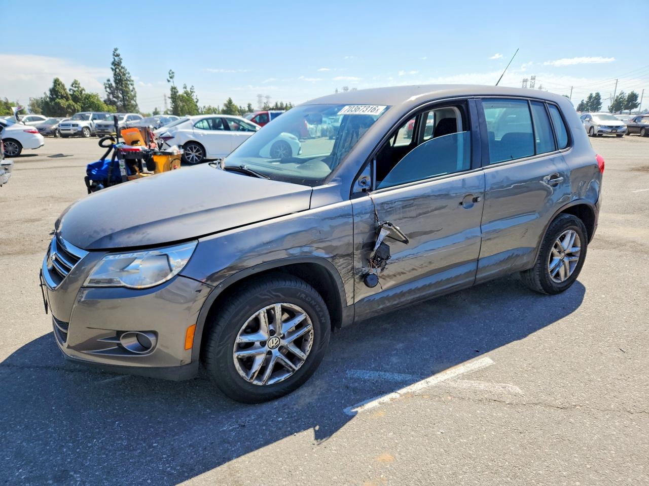 Photo of the 2011 VOLKSWAGEN TIGUAN S