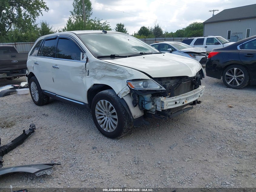 Photo of the 2013 LINCOLN MKX