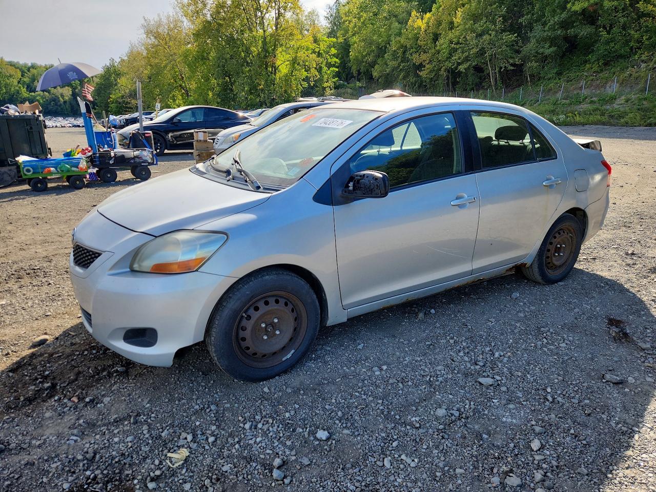 Photo of the 2010 TOYOTA YARIS BASE