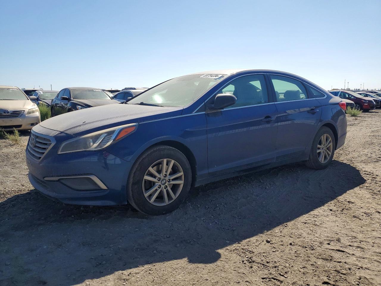 Photo of the 2017 HYUNDAI SONATA SE