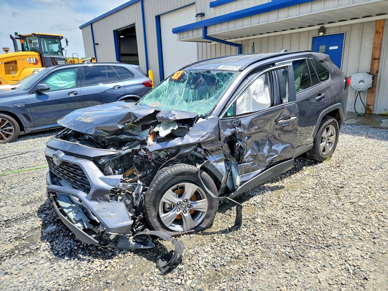 Photo of the 2024 TOYOTA RAV4 HYBRID XLE