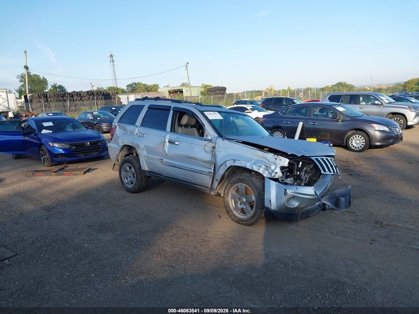 Photo of the 2005 JEEP GRAND CHEROKEE LIMITED