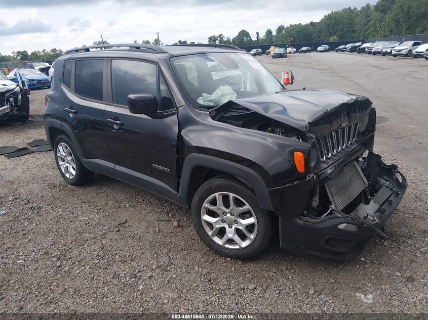 Photo of the 2018 JEEP RENEGADE LATITUDE FWD