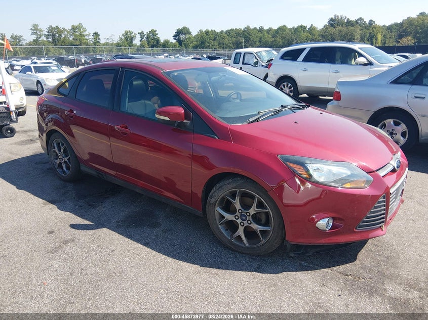 Photo of the 2014 FORD FOCUS SE