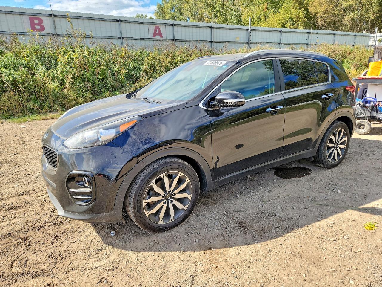 Photo of the 2017 KIA SPORTAGE EX