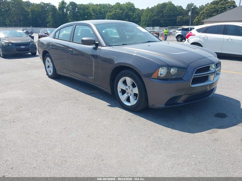 Photo of the 2014 DODGE CHARGER SE