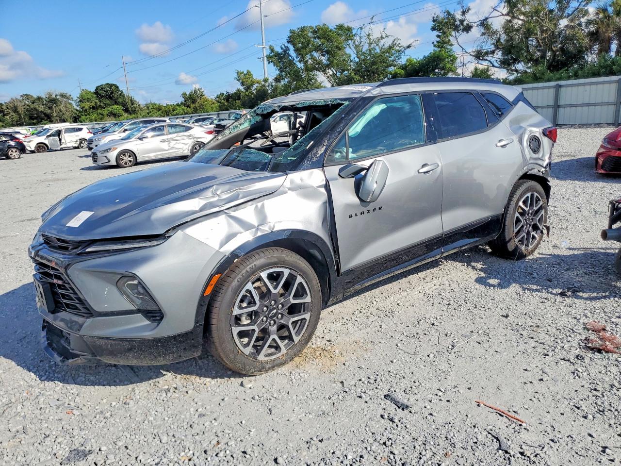 Photo of the 2025 CHEVROLET BLAZER RS