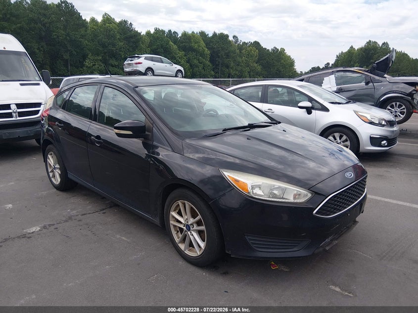 Photo of the 2017 FORD FOCUS SE