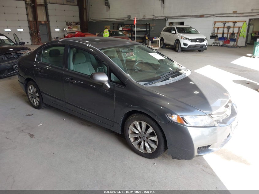 Photo of the 2010 HONDA CIVIC EX