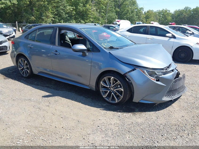 Photo of the 2021 TOYOTA COROLLA LE