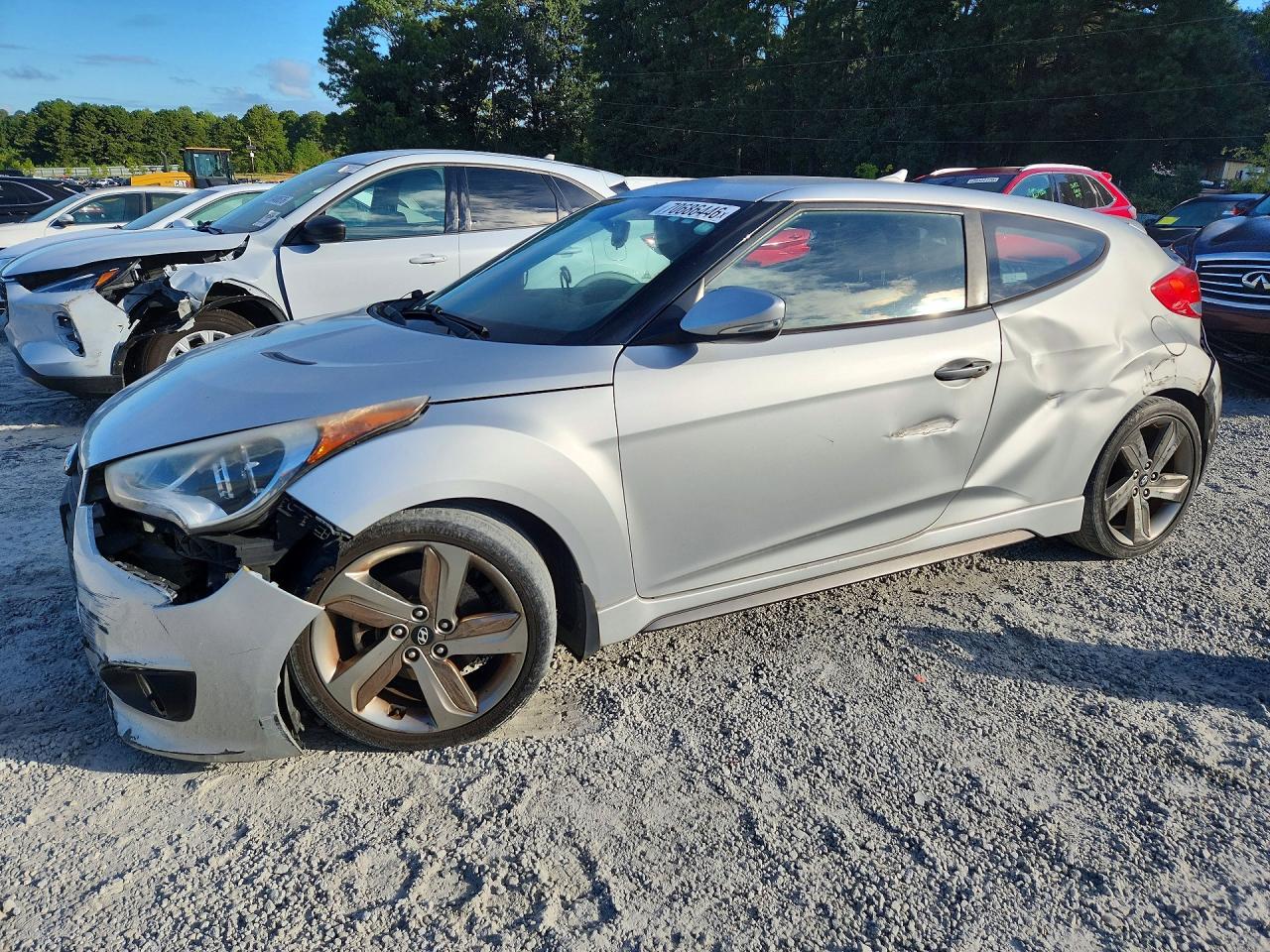 Photo of the 2014 HYUNDAI VELOSTER TURBO