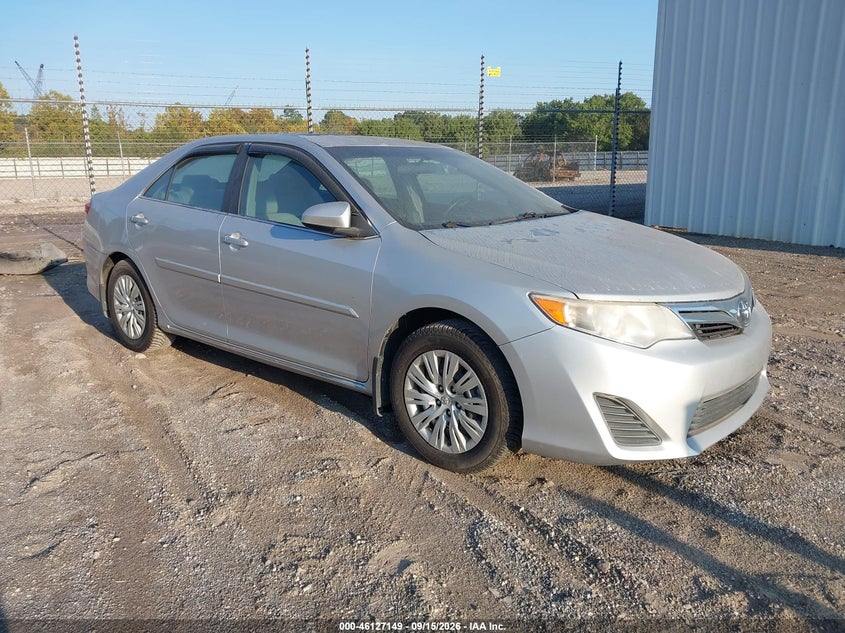 Photo of the 2014 TOYOTA CAMRY LE