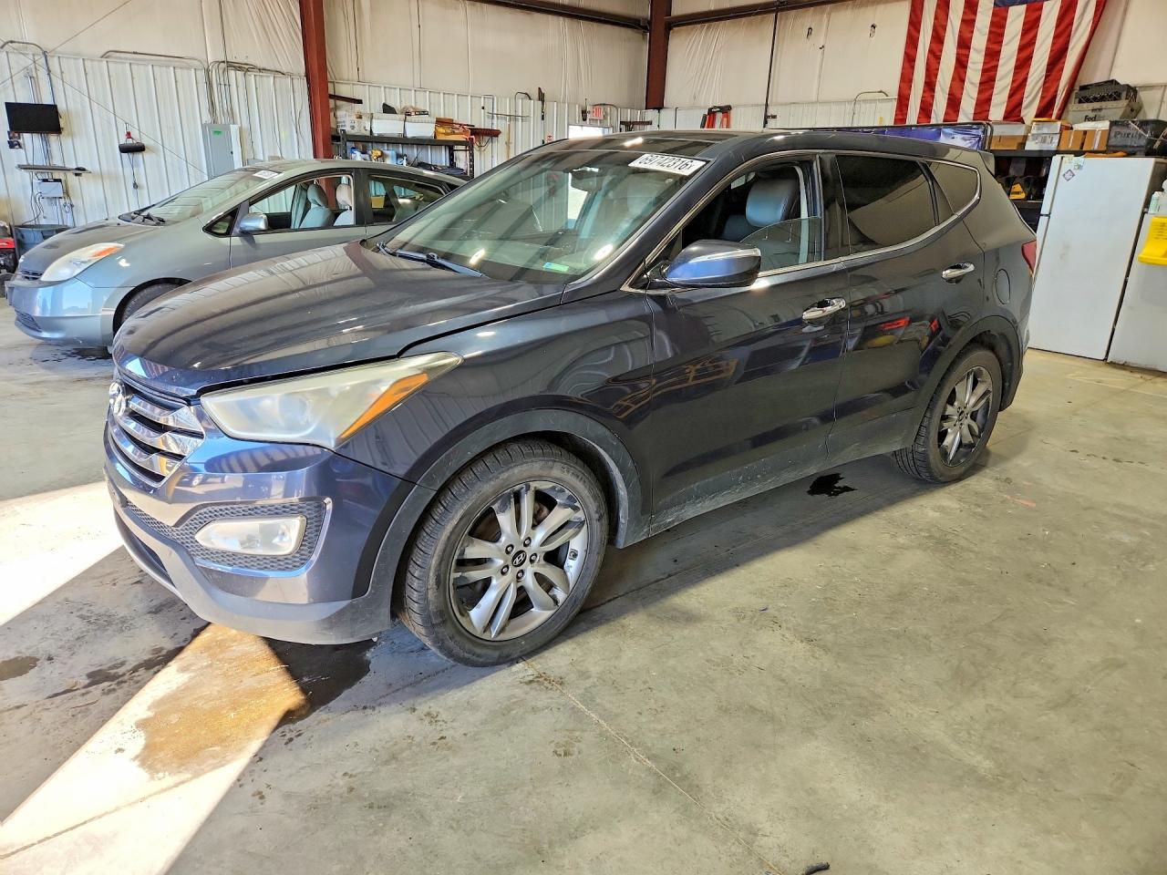 Photo of the 2013 HYUNDAI SANTA FE SPORT 2.0T