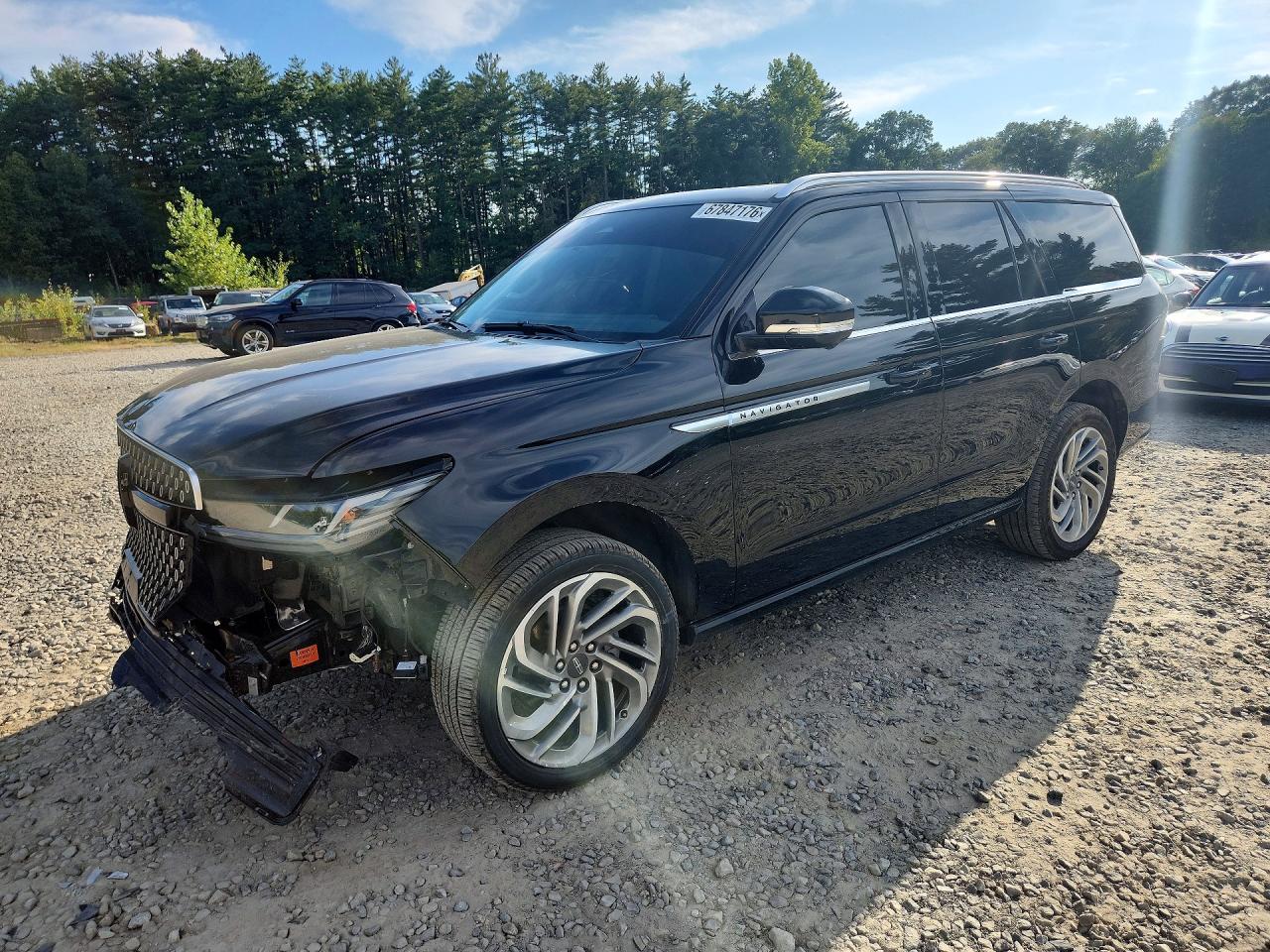 Photo of the 2026 LINCOLN NAVIGATOR RESERVE