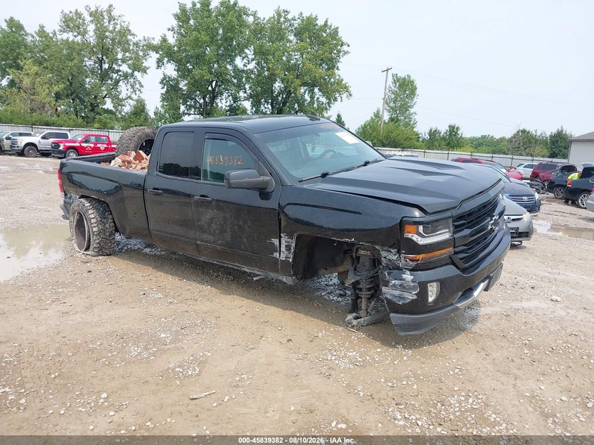 Photo of the 2018 CHEVROLET SILVERADO 1500 2LT