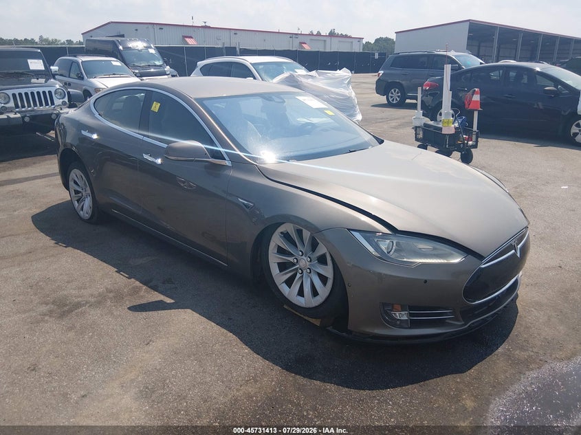 Photo of the 2016 TESLA MODEL S 60D/70D/75D/85D/90D