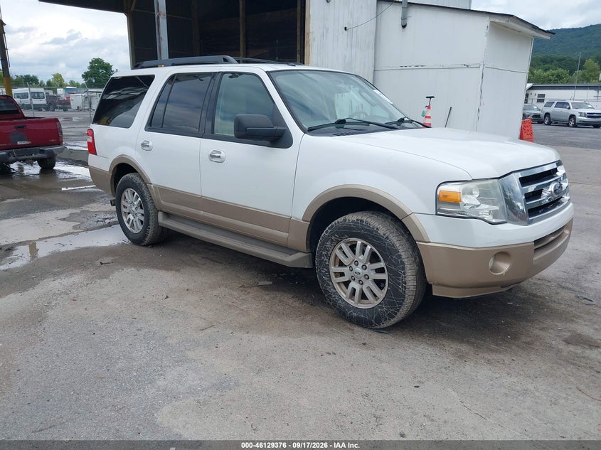 Photo of the 2014 FORD EXPEDITION XLT