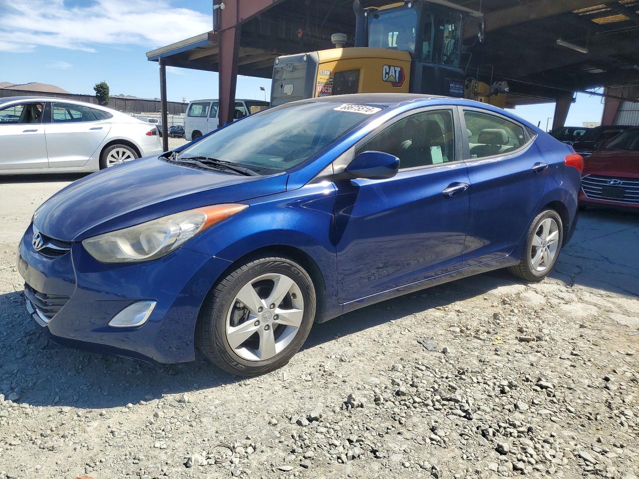Photo of the 2013 HYUNDAI ELANTRA GLS