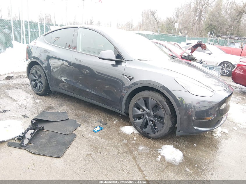 Photo of the 2025 TESLA MODEL Y LONG RANGE DUAL MOTOR ALL-WHEEL DRIVE