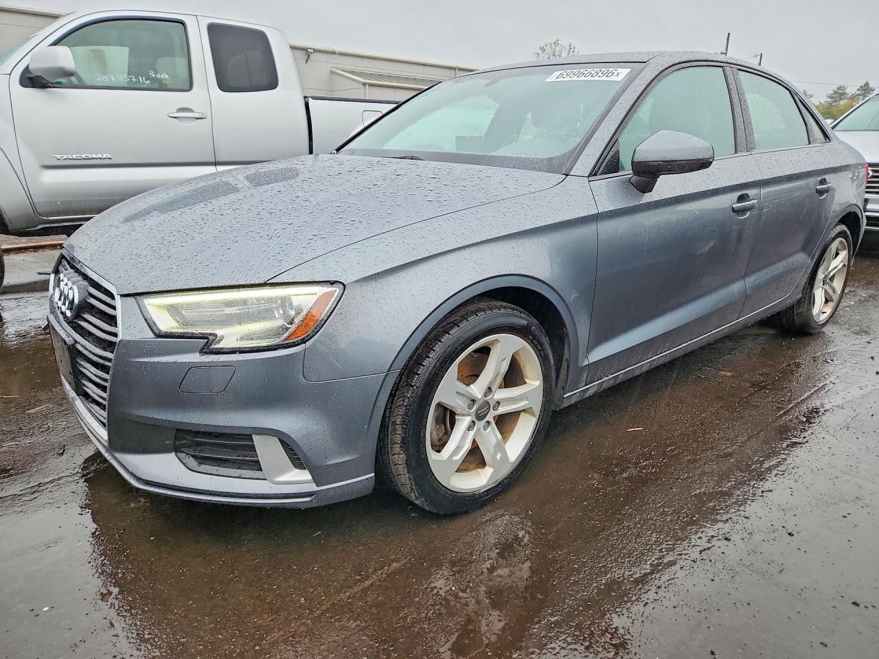 Photo of the 2017 AUDI A3 PREMIUM