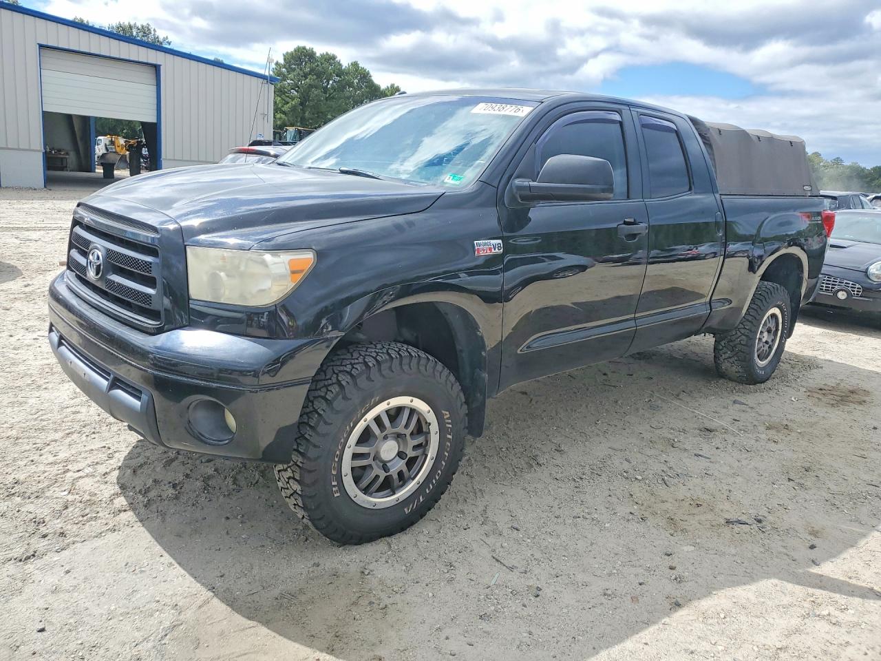 Photo of the 2010 TOYOTA TUNDRA DOUBLE CAB SR5
