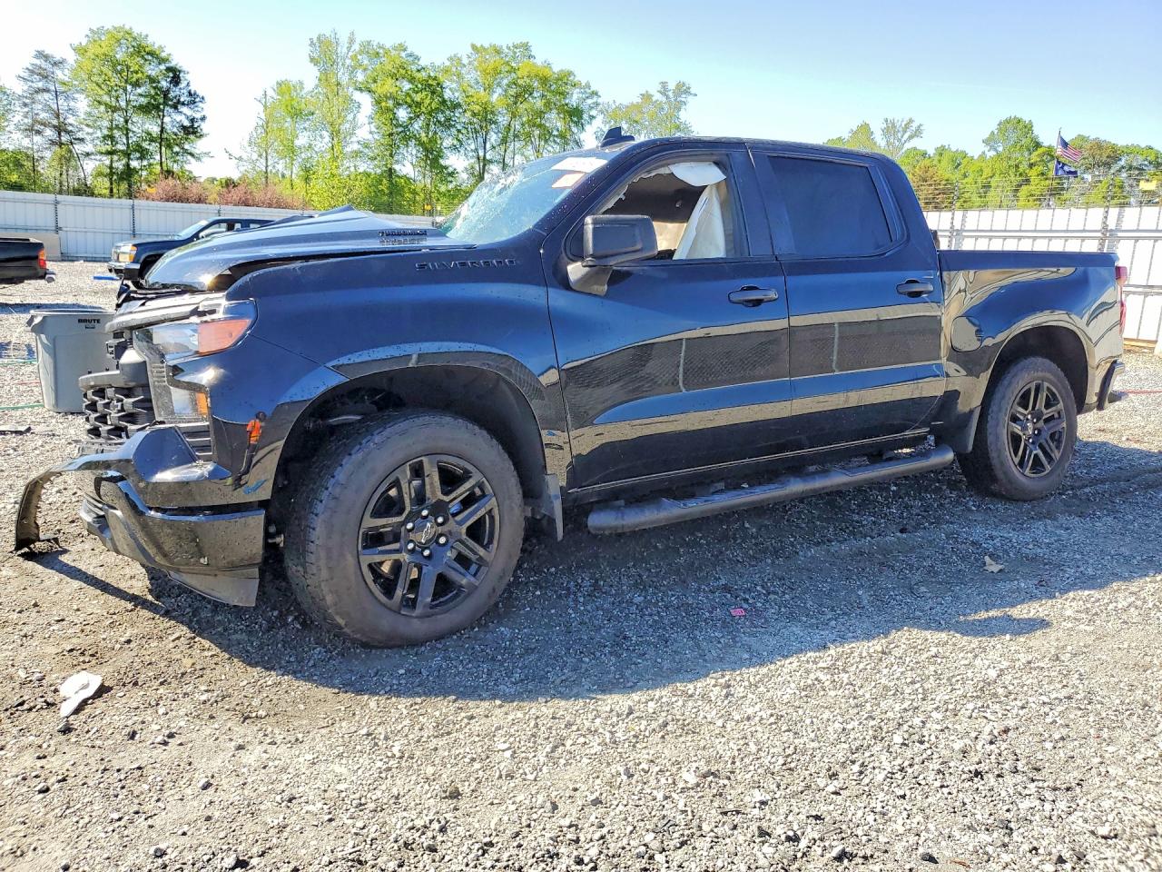 Photo of the 2026 CHEVROLET SILVERADO K1500 CUSTOM