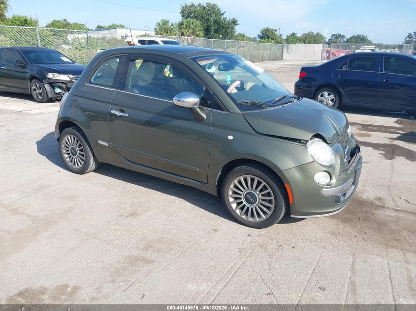 Photo of the 2013 FIAT 500 LOUNGE