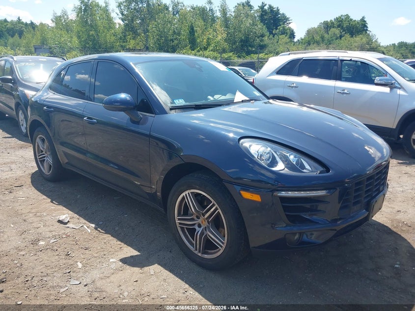 Photo of the 2018 PORSCHE MACAN