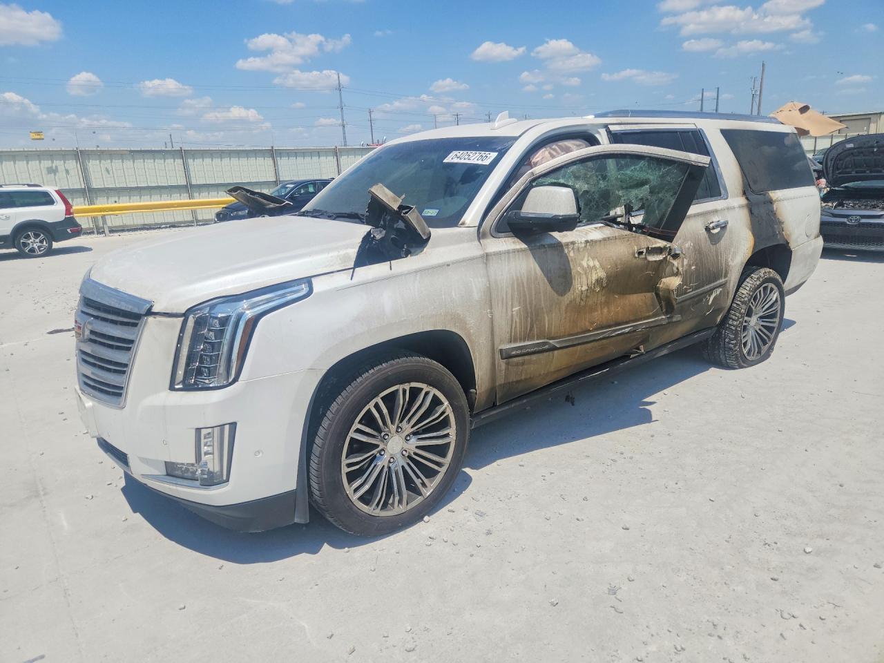 Photo of the 2018 CADILLAC ESCALADE ESV PLATINUM