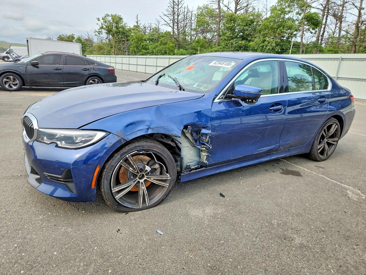 Photo of the 2022 BMW 330XI