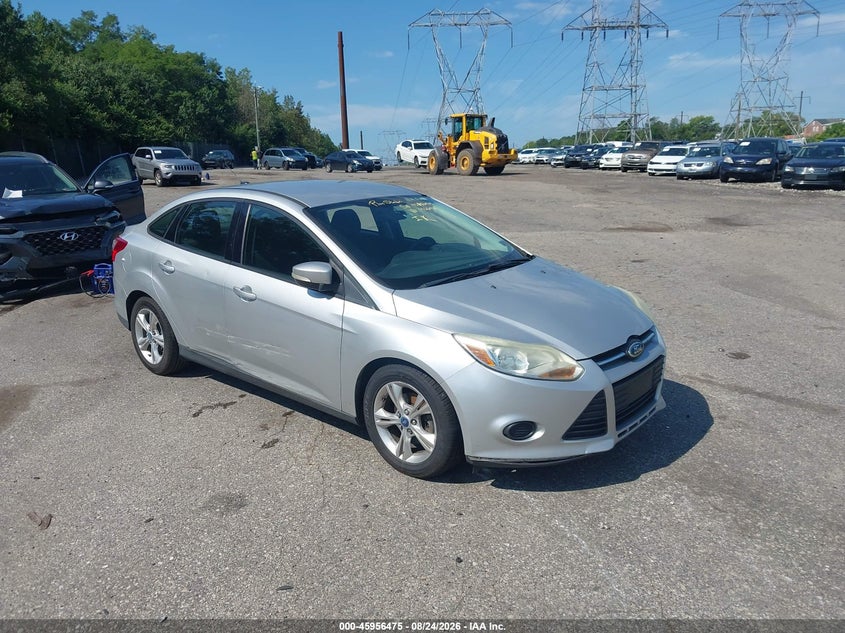 Photo of the 2014 FORD FOCUS SE