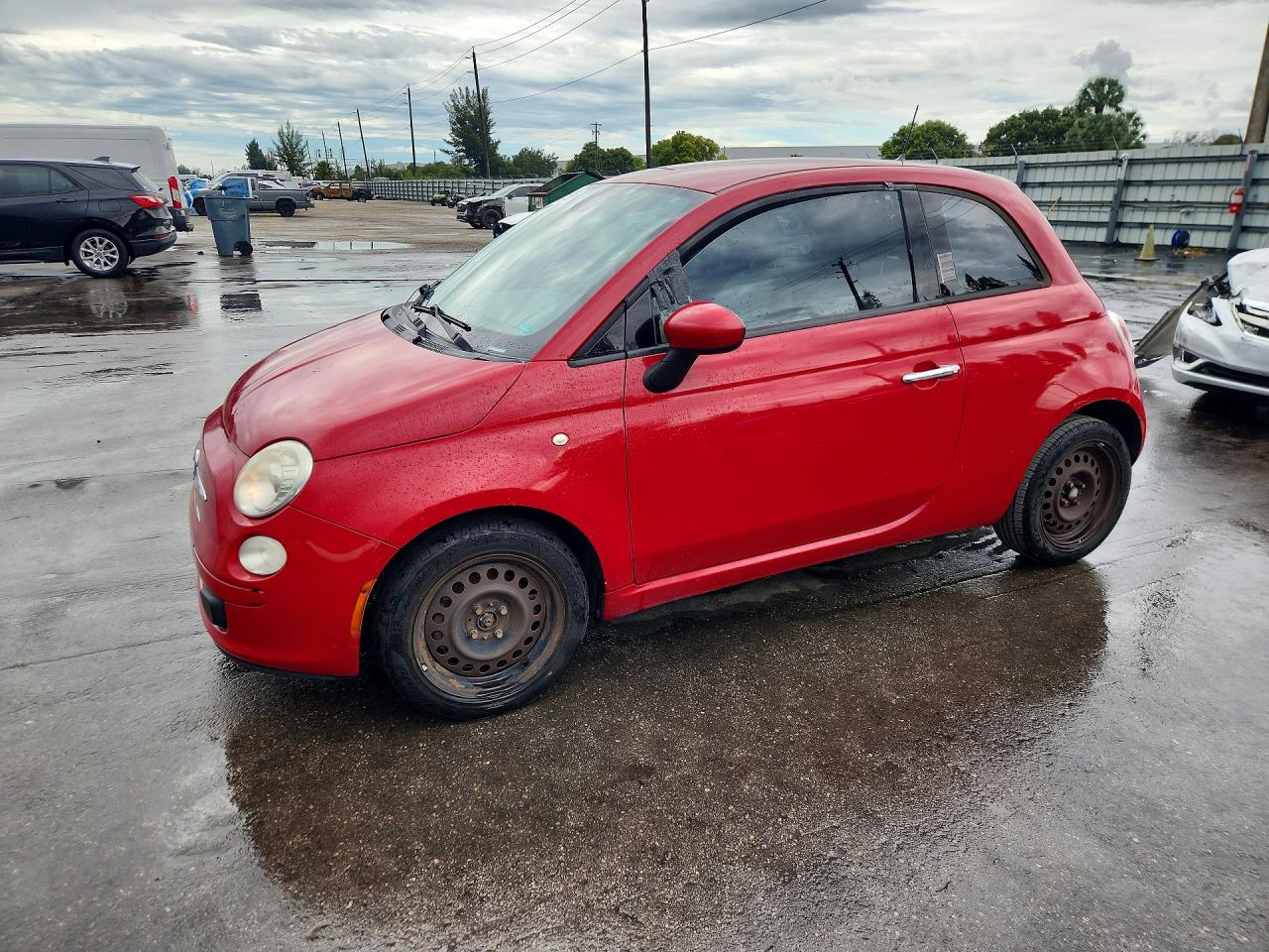 Photo of the 2014 FIAT 500 POP