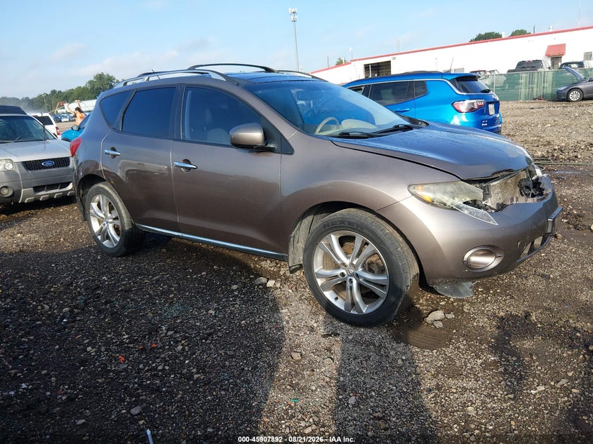 Photo of the 2009 NISSAN MURANO LE