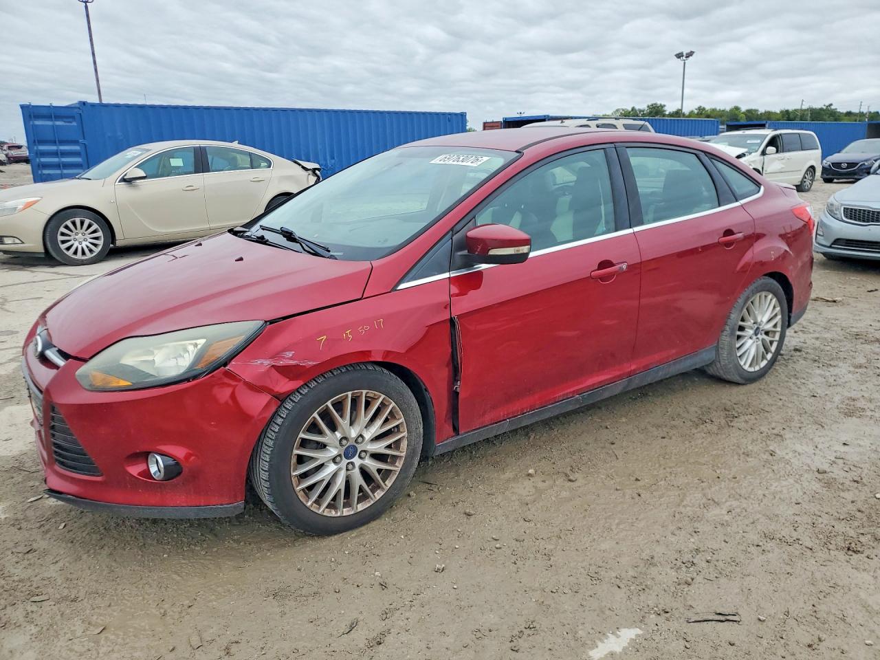 Photo of the 2014 FORD FOCUS TITANIUM