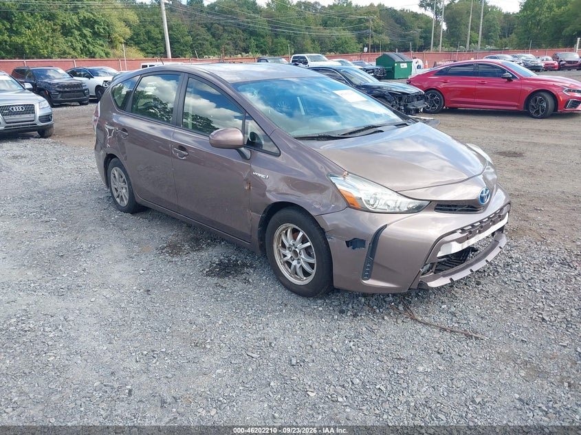 Photo of the 2015 TOYOTA PRIUS V THREE