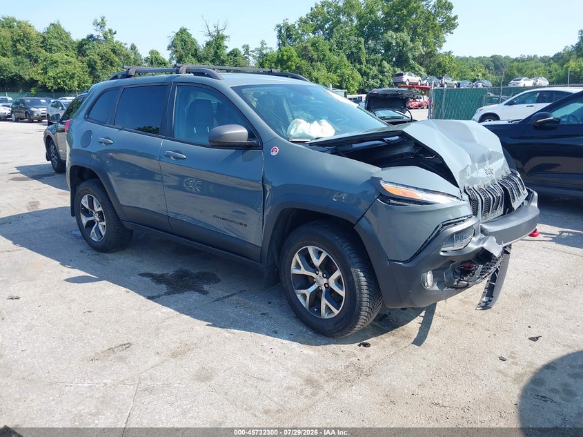 Photo of the 2014 JEEP CHEROKEE TRAILHAWK