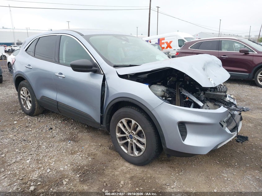 Photo of the 2022 FORD ESCAPE SE