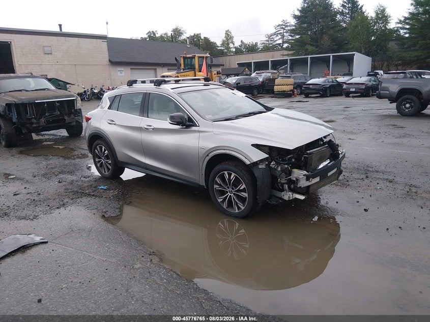 Photo of the 2018 INFINITI QX30 PREMIUM