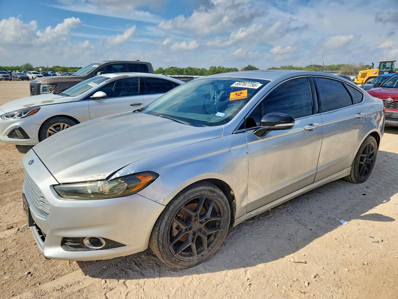 Photo of the 2014 FORD FUSION SE
