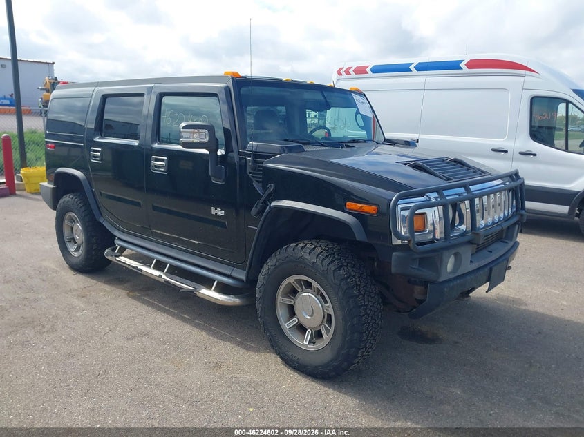 Photo of the 2004 HUMMER H2