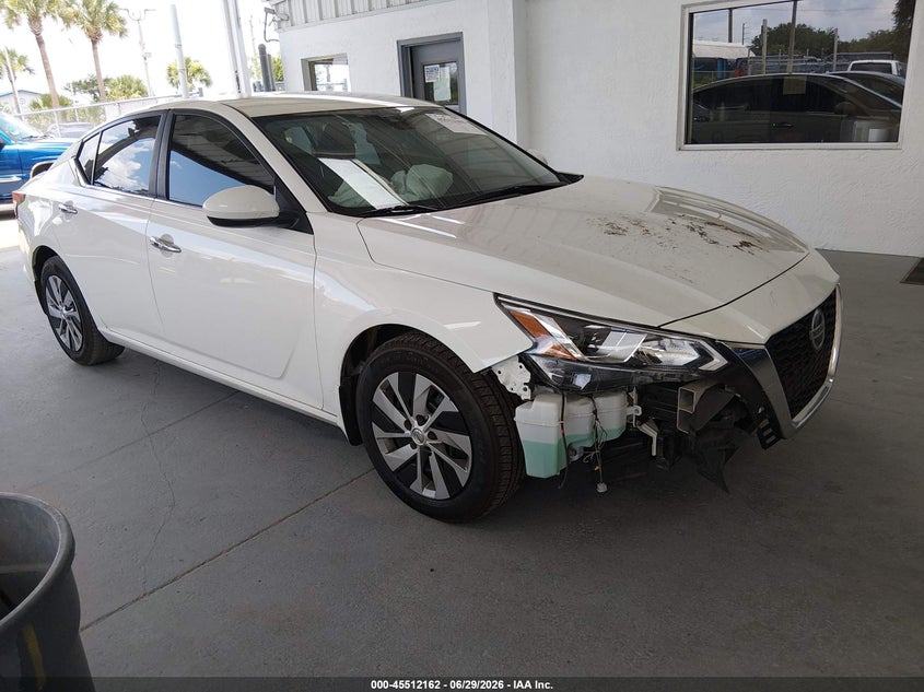 Photo of the 2021 NISSAN ALTIMA S FWD