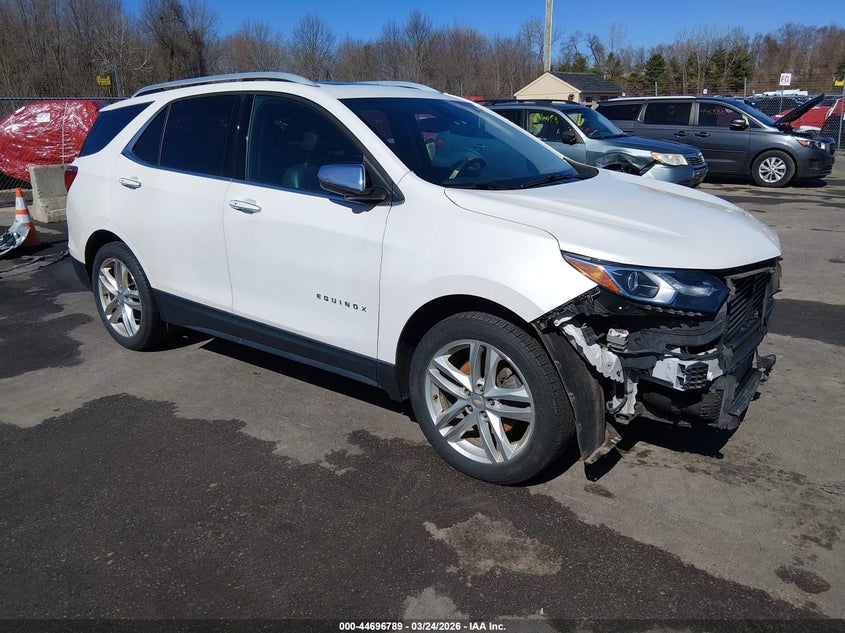Photo of the 2018 CHEVROLET EQUINOX PREMIER