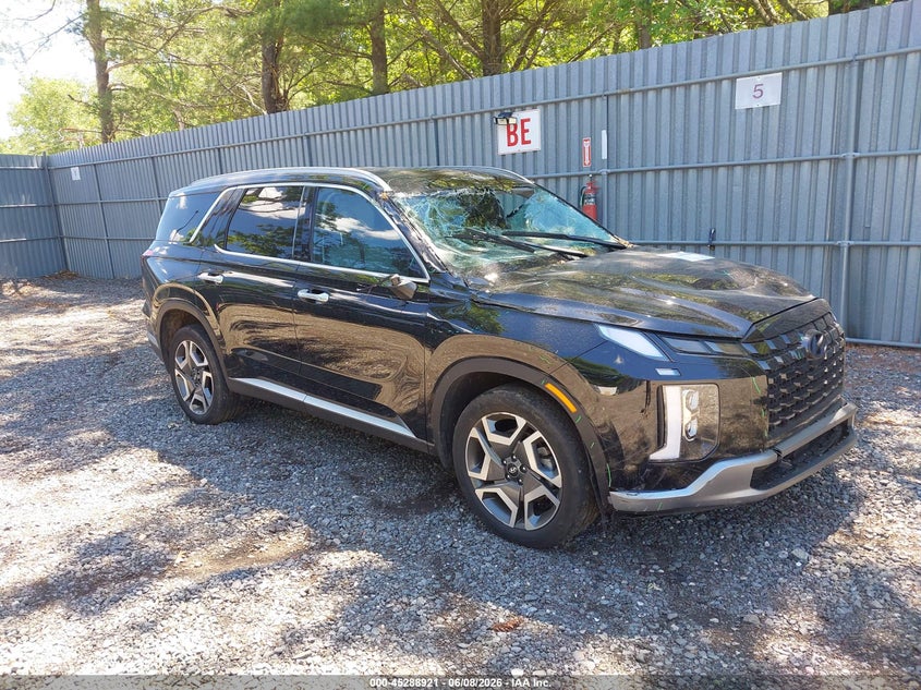 Photo of the 2025 HYUNDAI PALISADE SEL PREMIUM