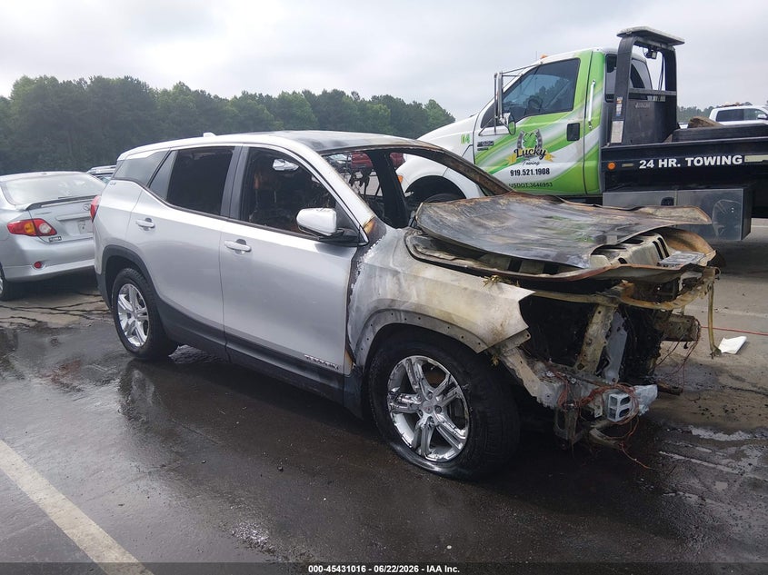 Photo of the 2018 GMC TERRAIN SLE