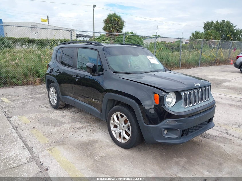 Photo of the 2016 JEEP RENEGADE LATITUDE