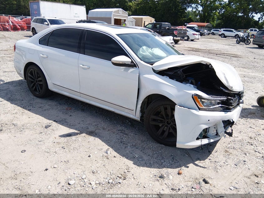 Photo of the 2017 VOLKSWAGEN PASSAT 1.8T SE